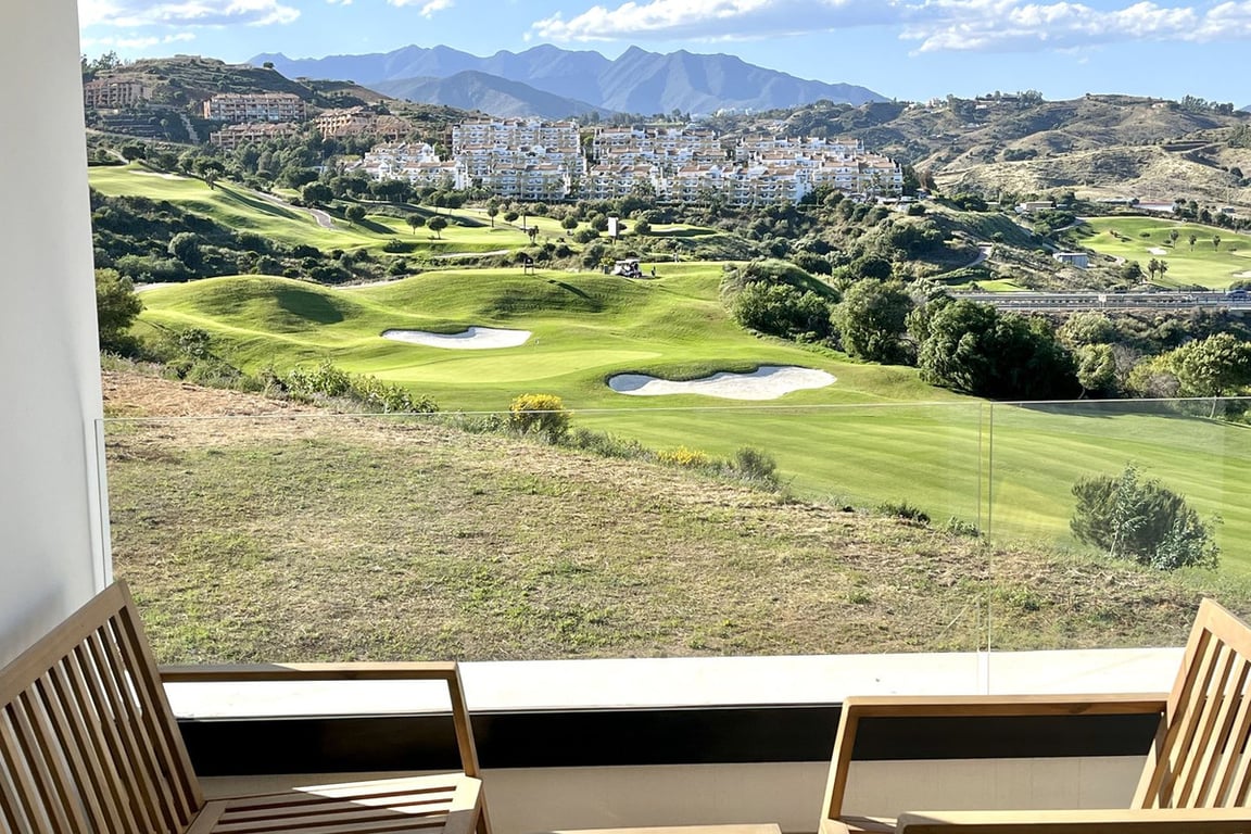 Apartment in Calla de Mijas - Image 2