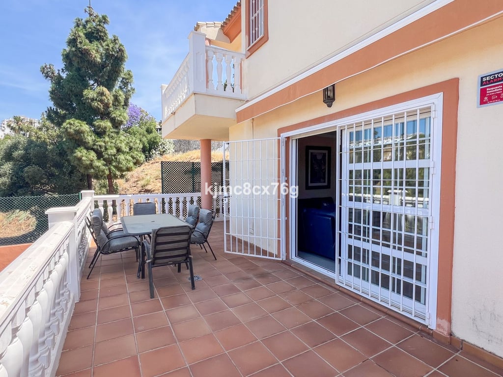 Villa in Sitio de Calahonda - Image 3