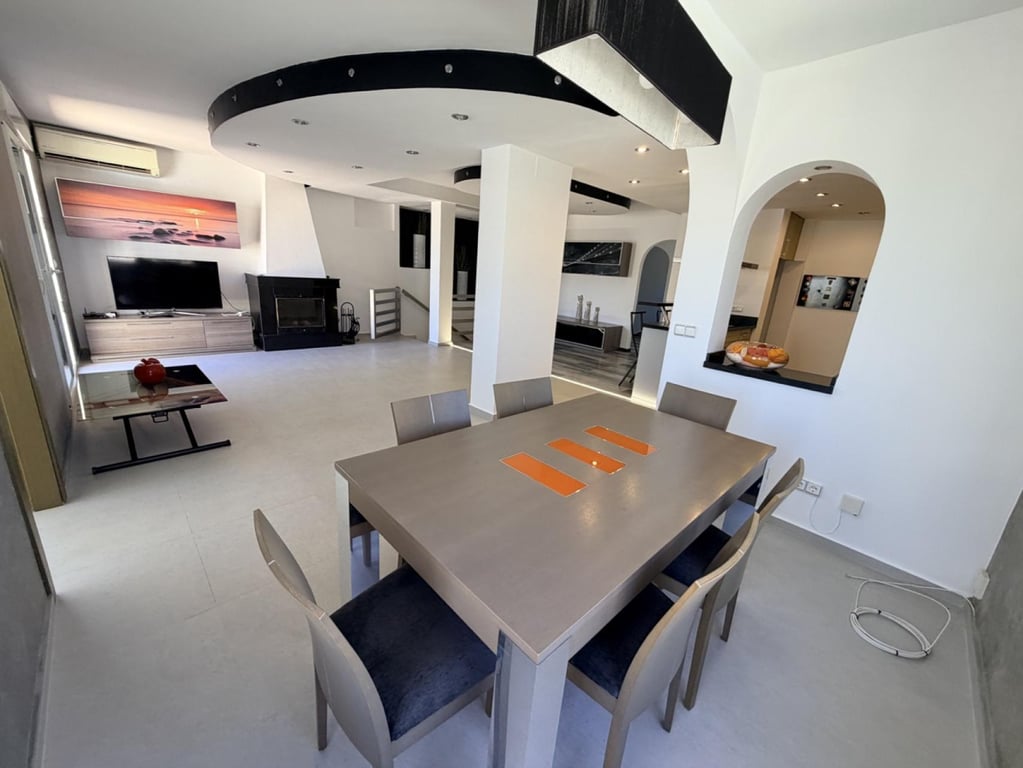 Villa in Torrevieja - Image 2