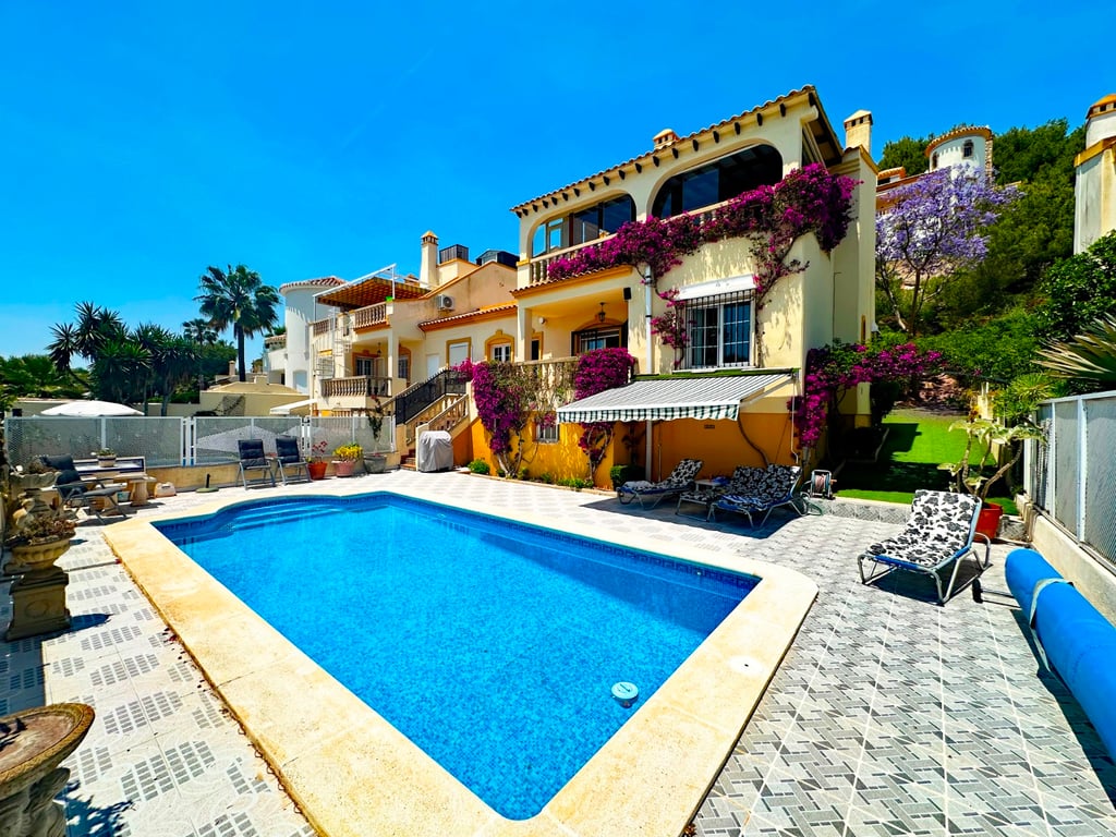 Villa in Dehesa de Campoamor
