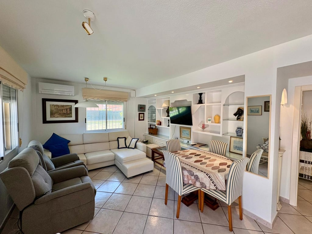 Apartment in Los Narejos - Image 3