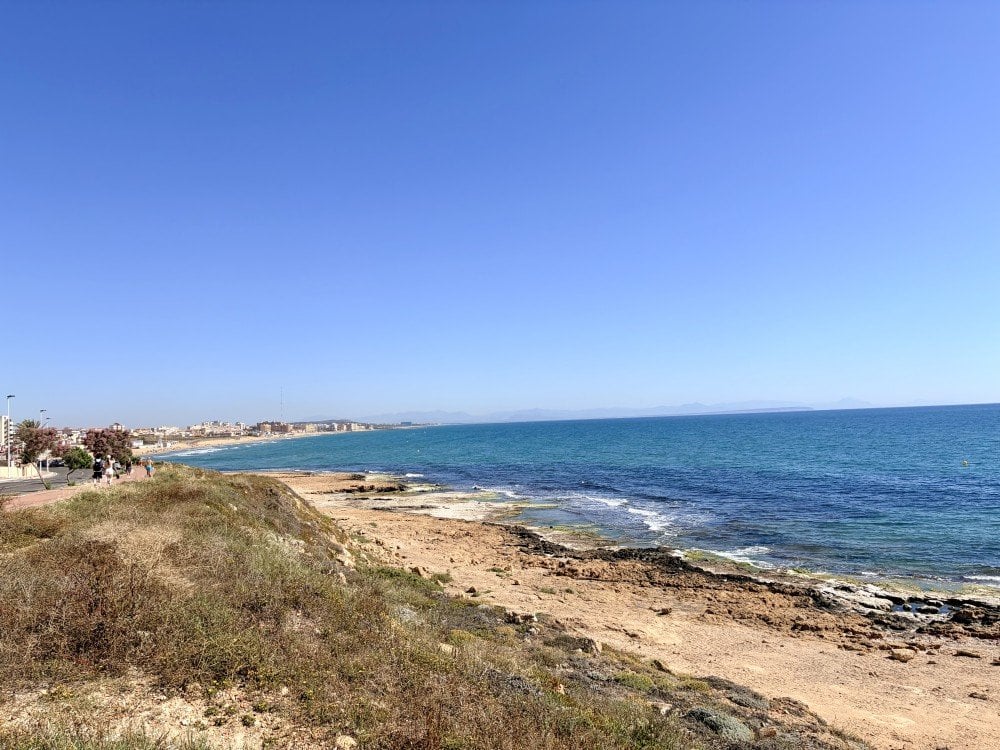 House in Torrevieja - Image 3