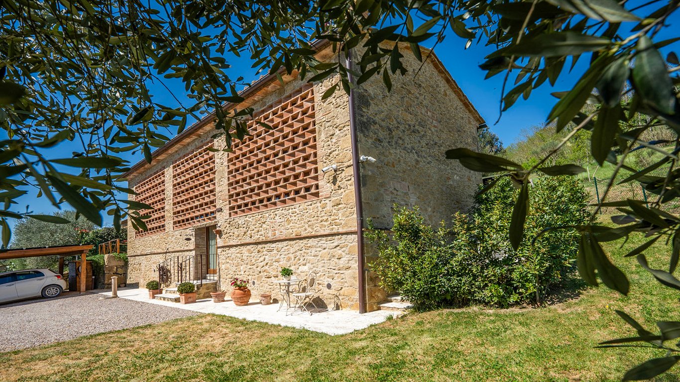 House in Tiarno di Sotto - Image 3