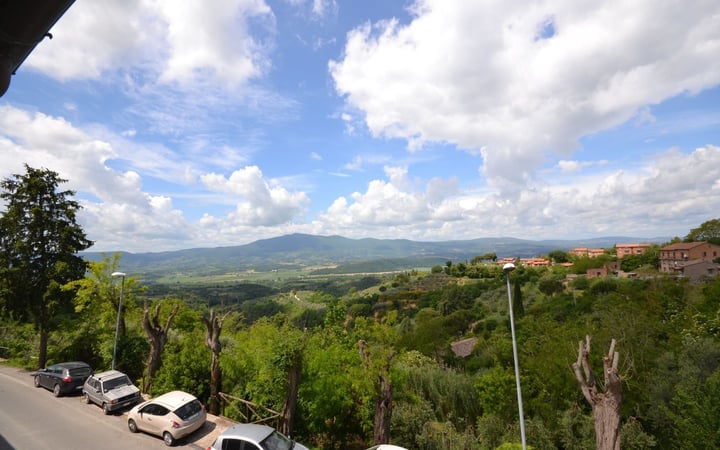 House in Citta della Pieve - view 1