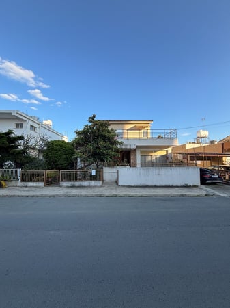 House in Petrou Kai Pavlou - view 1