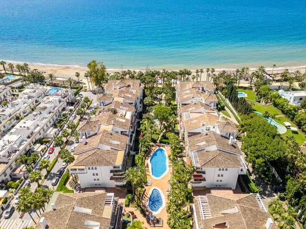 Penthouse in Marbella - view 1