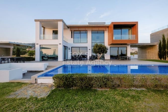 House in Pegeia - view 1