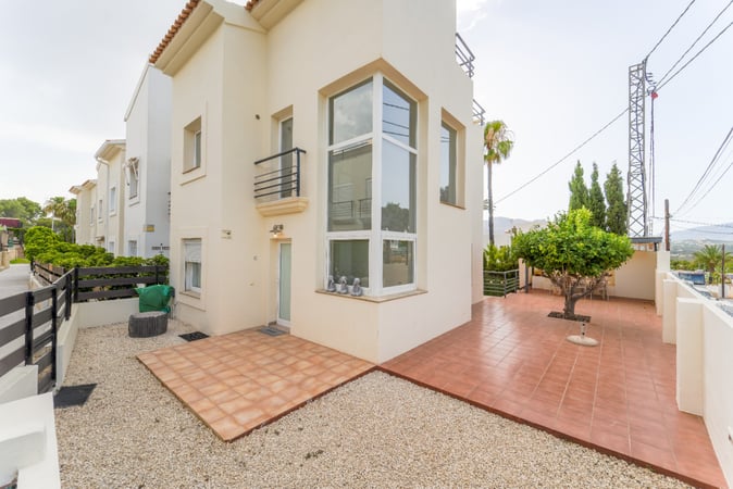 Chalet in L'Albir - view 1