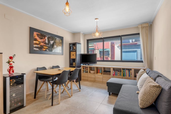 Apartment in Alicante - view 1