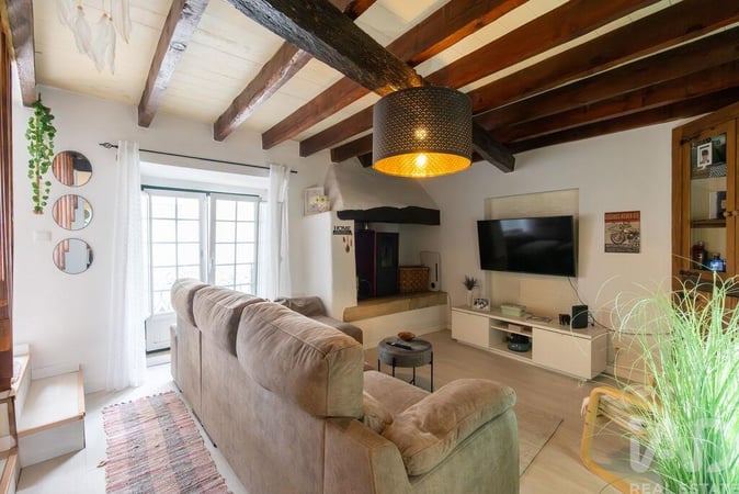 House in Palmela - view 1