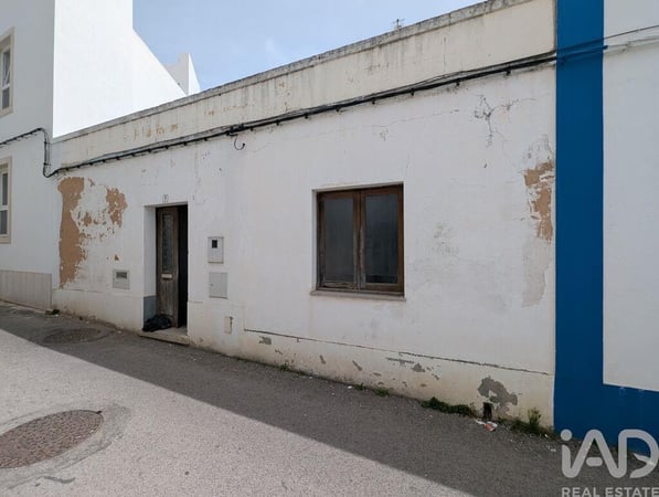 House in Loule - view 1