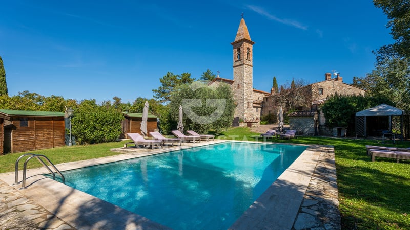 House in Castellina in Chianti - view 1