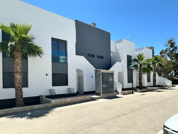 Apartment in Guardamar del Segura - view 1