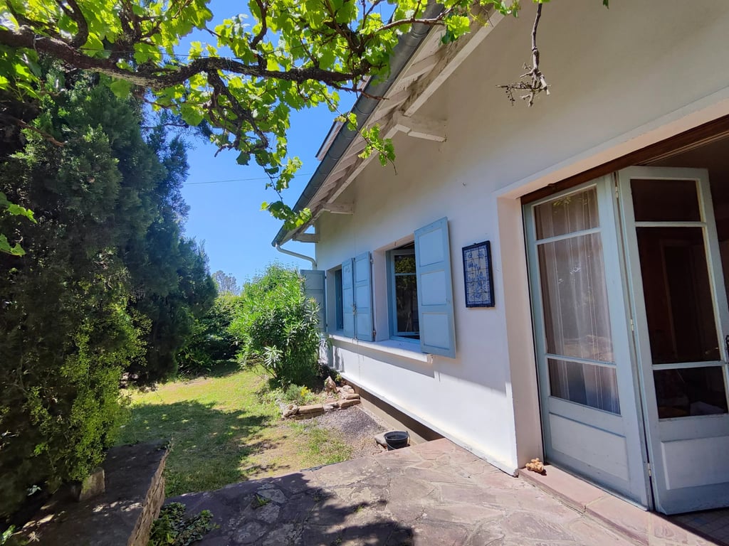 House in Salies-de-Bearn - Image 3