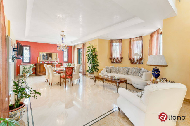 Villa in Boville Ernica - view 1