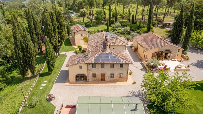House in Pastine - view 1