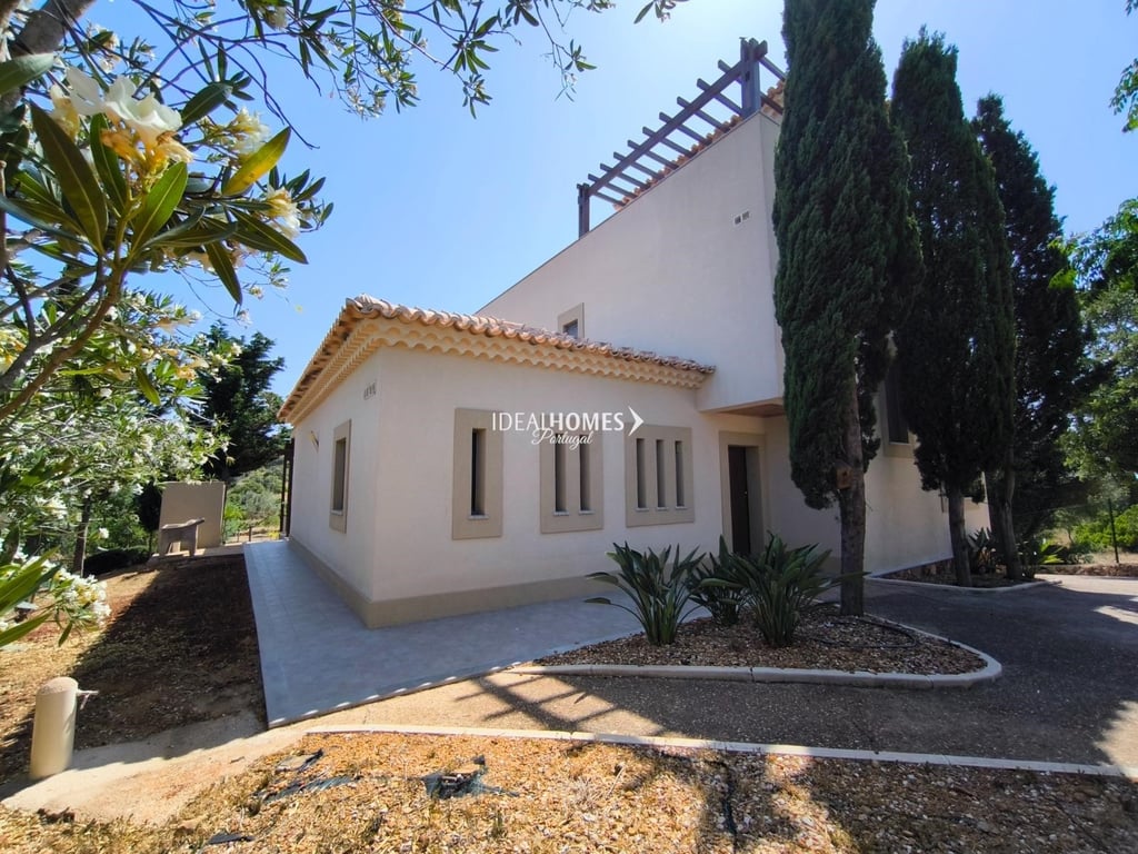 Villa in Albufeira - Image 3