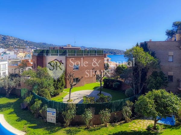 House in Lloret de Mar - view 1