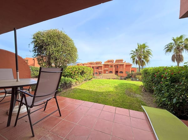 Apartment in Estepona - view 1