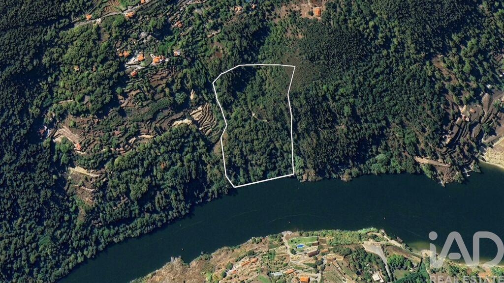 Land in Tarouquela