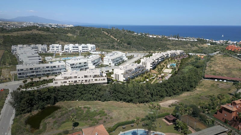 House in Estepona - view 1