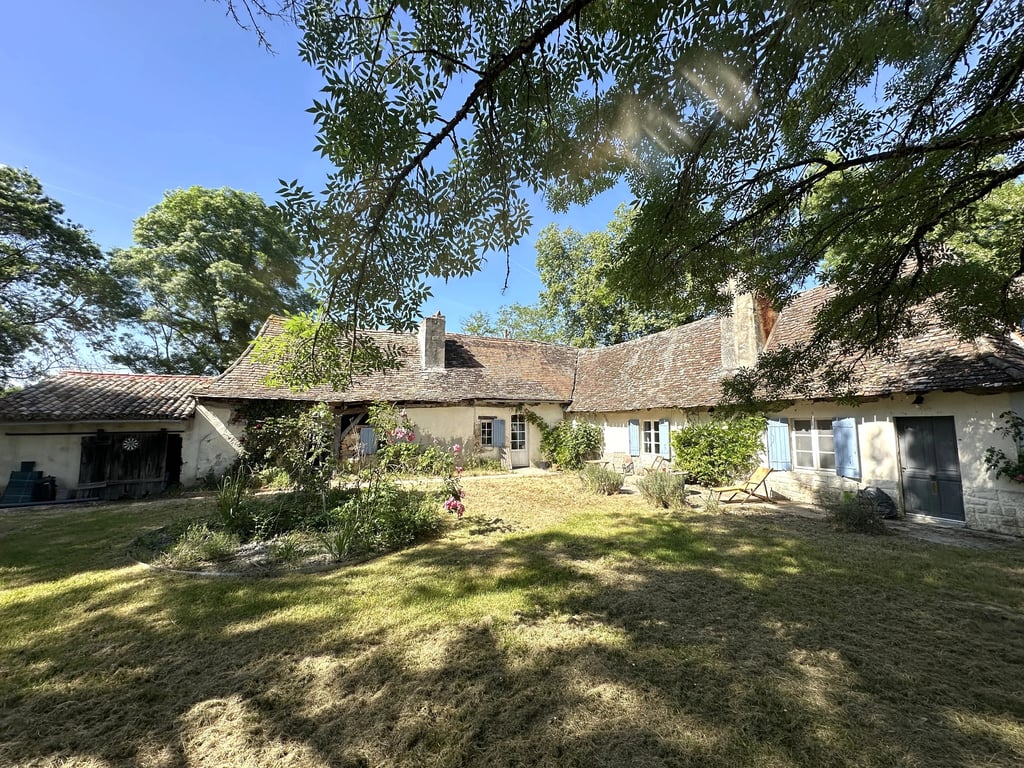 House in Montpon-Menesterol
