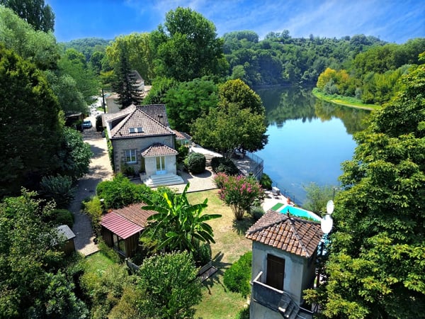 House in Pessac-sur-Dordogne - view 1