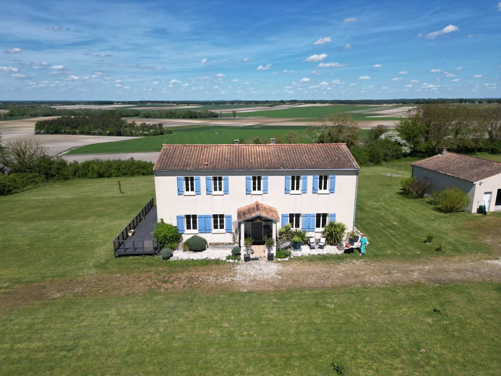 House in Allas-Bocage