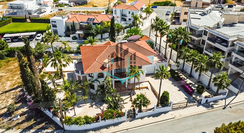 Villa in Oroklini - view 1