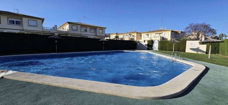 House in Dehesa de Campoamor - view 1