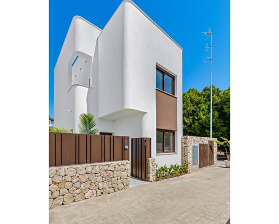 Villa in Torre de la Horadada - view 1