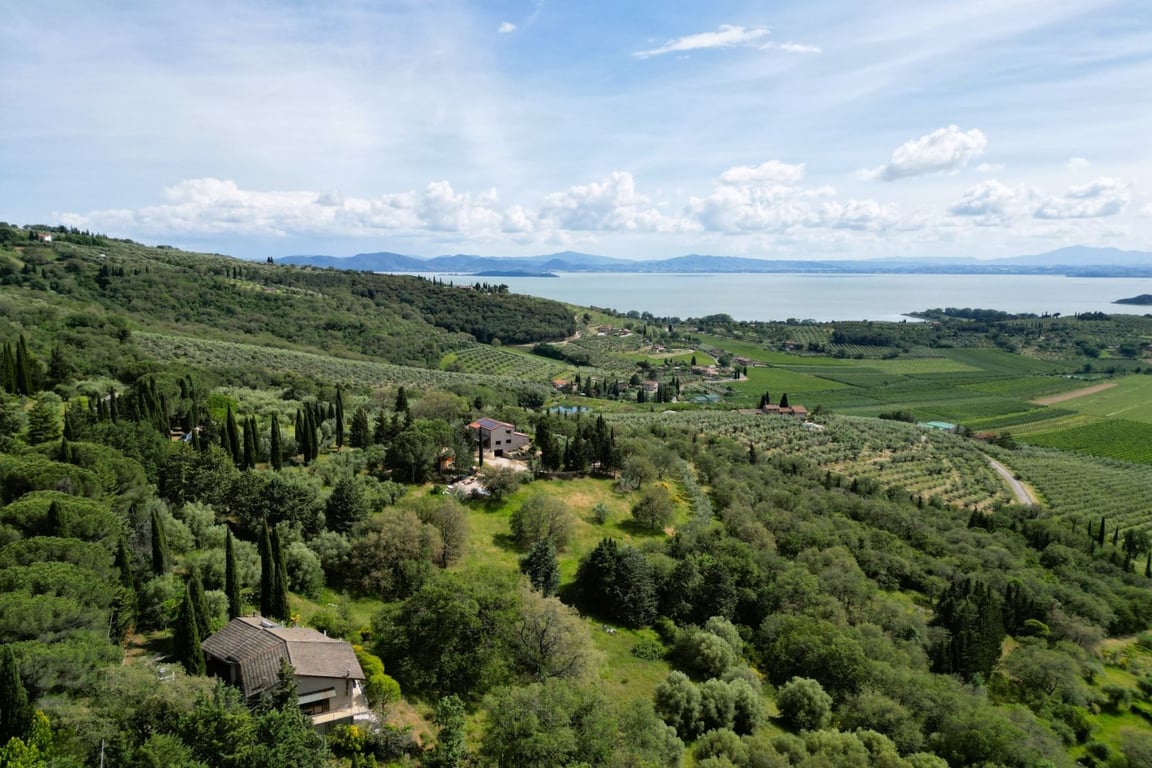 House in Passignano sul Trasimeno