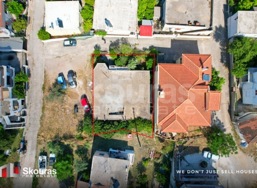 House in Iliokastron - view 1