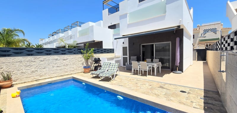 House in Dona Pepa - view 1
