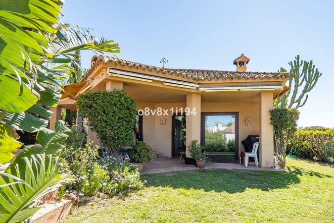 Villa in Marbella - view 1