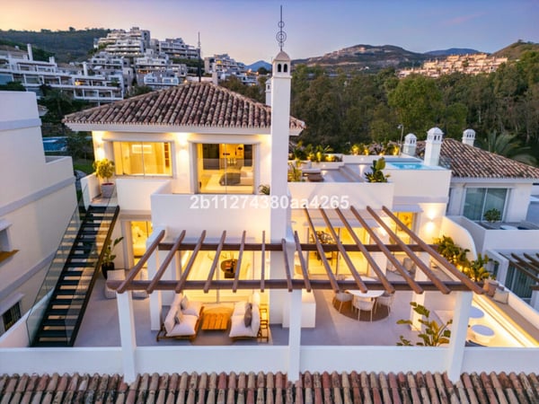 Apartment in Marbella - view 1
