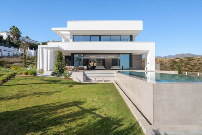 House in Mijas Costa - view 1