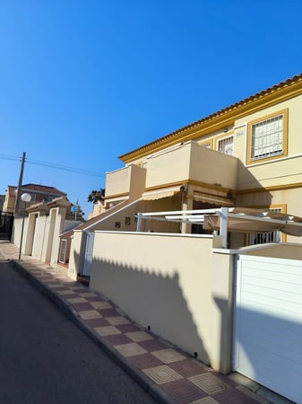 House in La Zenia - view 1