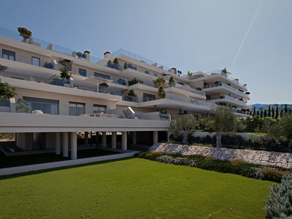 House in Estepona - view 1