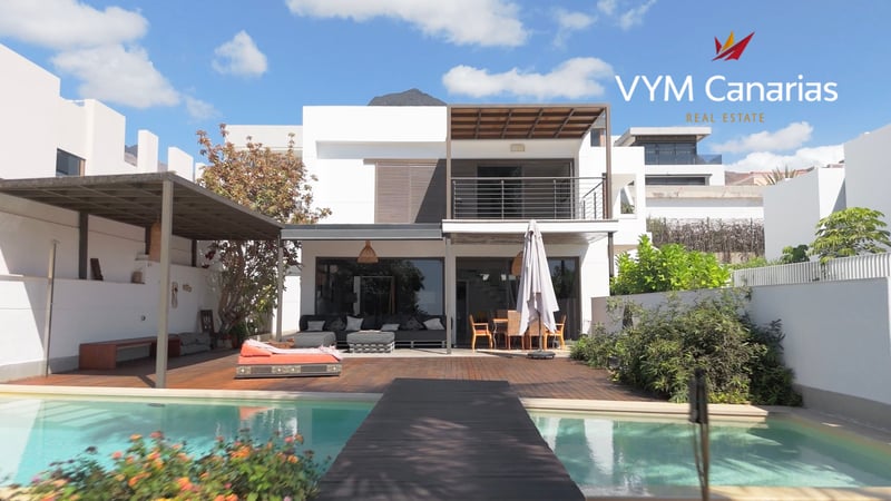 Villa in Fanabe - view 1