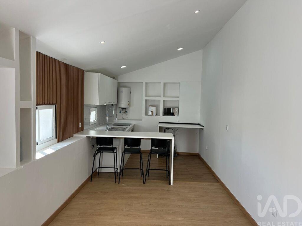 House in Valbom - Image 2