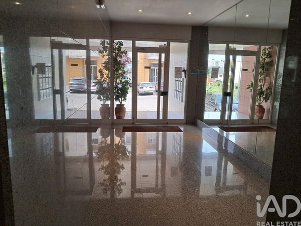 Apartment in Cortes - view 1