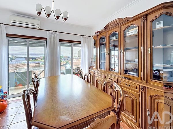Apartment in Calvaria de Cima - view 1