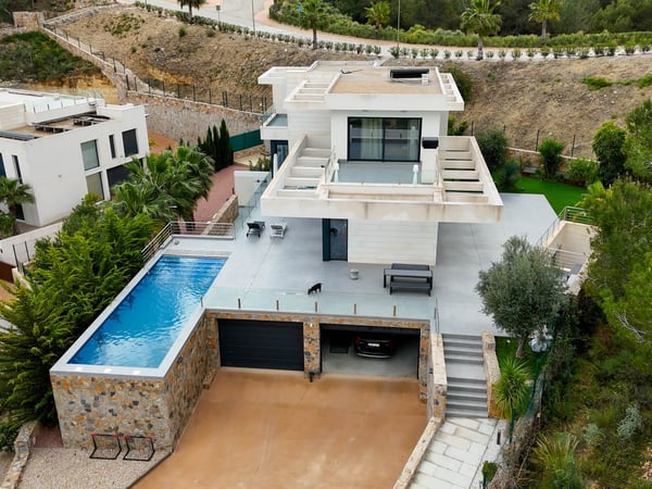 Villa in El Pinar de Campoverde - view 1