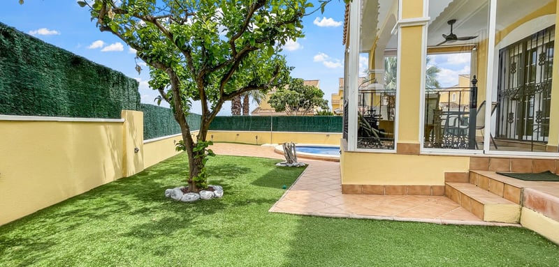 Villa in Los Dolses - view 1