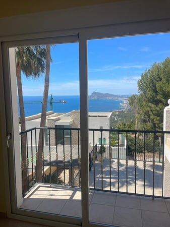 Villa in Altea - view 1