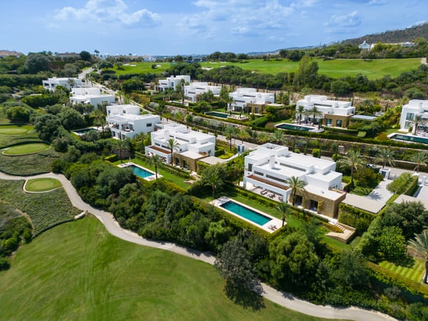 Villa in Casares - view 1