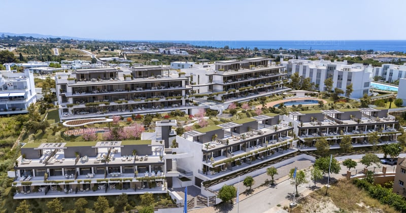 House in Estepona - view 1