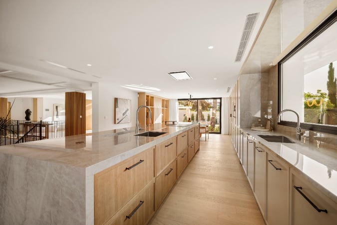 Villa in Marbella - view 1