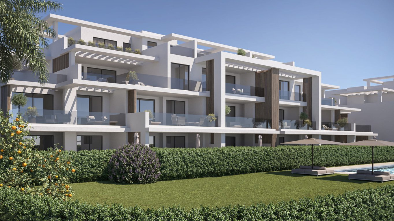 House in Estepona - Image 3